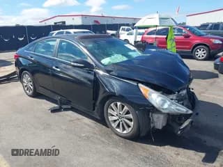 ✅ 2011 Hyundai Sonata SE • VIN: 5NPEC4ACXBH141337 • Lot: 43175569. Listed on IAAI with 215,147 mi. Free auction sales archive from the USA and detailed vehicle history report at DreamBid. Image 1.