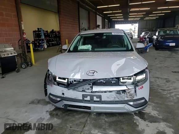 ✅ 2024 Hyundai Ioniq 5 SEL • VIN: KM8KN4DE4RU299565 • Lot: 82498255. Listed on Copart with 13,067 mi. Free auction sales archive from the USA and detailed vehicle history report at DreamBid. Image 15.