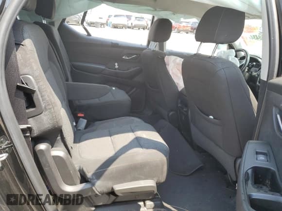 ✅ 2019 Chevrolet Traverse LT Cloth • VIN: 1GNERGKW6KJ217871 • Lot: 63568434. Wystawiony na Copart z przebiegiem 75 518 mil. Bezpłatny archiwum sprzedaży aukcyjnych z USA i szczegółowy raport historii pojazdu na DreamBid. Zdjęcie 12.