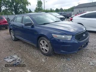 ✅ 2013 Ford Police Interceptor • VIN: 1FAHP2M88DG124269 • Lot: 42989921. Wystawiony na IAAI z przebiegiem 127 826 mil. Bezpłatny archiwum sprzedaży aukcyjnych z USA i szczegółowy raport historii pojazdu na DreamBid. Zdjęcie 1.