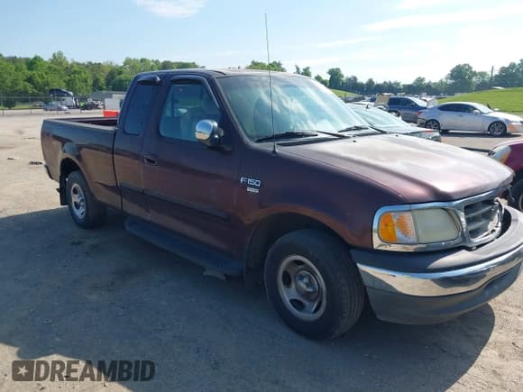 ✅ 2001 Ford F-150 XL • VIN: 1FTRX17W91NA84584 • Lot: 42122623. Listed on IAAI with Not provided. Free auction sales archive from the USA and detailed vehicle history report at DreamBid. Image 1.