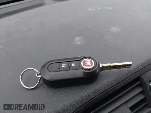 ✅ 2014 FIAT 500 Sport • VIN: 3C3CFFBRXET212395 • Lot: 42781497. Listed on IAAI with 121,732 mi. Free auction sales archive from the USA and detailed vehicle history report at DreamBid. Image 11.