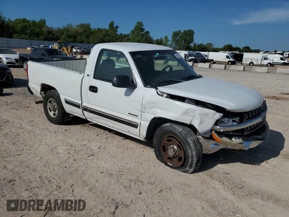 ✅ 1999 Chevrolet Silverado 1500 • VIN: 1GCEC14W0XZ167644 • Лот: 69321265. Опубликован ранее на Copart с пробегом 231 850 миль. Бесплатный доступ к архиву аукционных продаж из США и подробный отчёт об истории автомобиля на DreamBid. Изображение 4.
