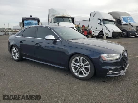 ✅ 2013 Audi S4 Prestige • VIN: WAUKGAFL2DA158607 • Lot: 81616865. Listed on Copart with 144,033 mi. Free auction sales archive from the USA and detailed vehicle history report at DreamBid. Image 4.