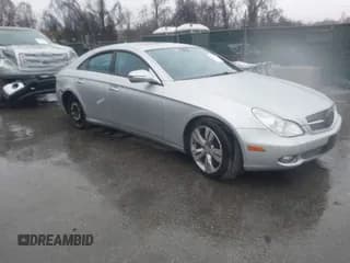 ✅ 2009 Mercedes-Benz CLS 550 • VIN: WDDDJ72XX9A141687 • Lot: 43825651. Listed on IAAI with 133,854 mi. Free auction sales archive from the USA and detailed vehicle history report at DreamBid. Image 1.