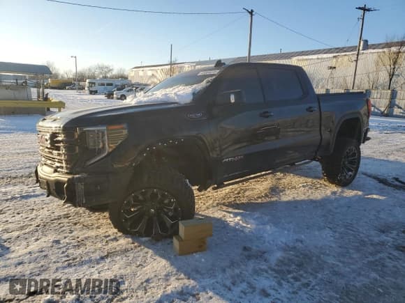 ✅ 2024 GMC Sierra 1500 AT4X • VIN: 3GTUUFEL6RG274033 • Лот: 45869415. Опубликован ранее на Copart с пробегом Не указан. Бесплатный доступ к архиву аукционных продаж из США и подробный отчёт об истории автомобиля на DreamBid. Изображение 1.