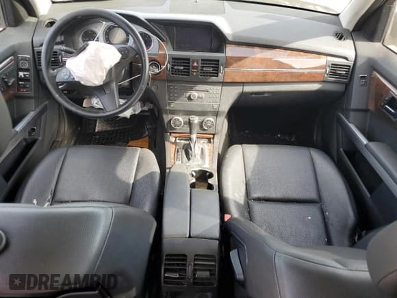 ✅ 2011 Mercedes-Benz GLK 350 • VIN: WDCGG8HBXBF544188 • Lot: 84971505. Listed on Copart with 141,183 mi. Free auction sales archive from the USA and detailed vehicle history report at DreamBid. Image 8.