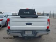 ✅ 2019 Ford F-250 XL • VIN: 1FT7W2BTXKED26149 • Lot: 42365084. Listed on IAAI with 221,502 mi. Free auction sales archive from the USA and detailed vehicle history report at DreamBid. Image 16.