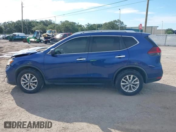 ✅ 2020 Nissan Rogue SV • VIN: JN8AT2MV2LW103472 • Lot: 43205037. Listed on IAAI with 179,112 mi. Free auction sales archive from the USA and detailed vehicle history report at DreamBid. Image 15.
