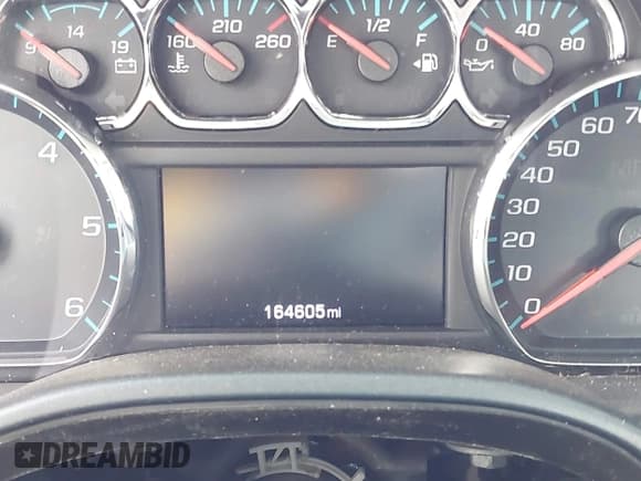 ✅ 2018 Chevrolet Silverado 1500 LT • VIN: 3GCPCREH4JG176023 • Лот: 42414198. Опубликован ранее на IAAI с пробегом 164 605 миль. Бесплатный доступ к архиву аукционных продаж из США и подробный отчёт об истории автомобиля на DreamBid. Изображение 15.