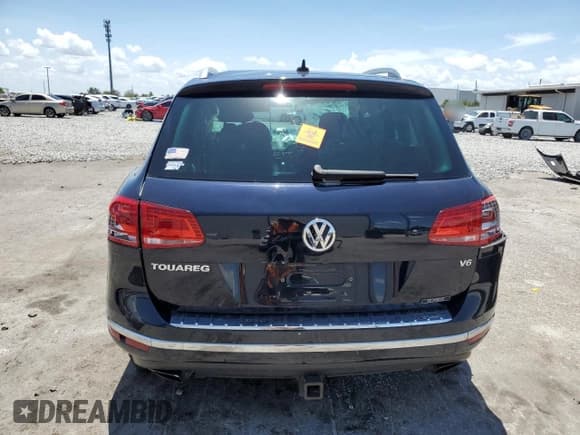 ✅ 2016 Volkswagen Touareg Lux • VIN: WVGEF9BP8GD010017 • Lot: 80360435. Wystawiony na Copart z przebiegiem Nie podano. Bezpłatny archiwum sprzedaży aukcyjnych z USA i szczegółowy raport historii pojazdu na DreamBid. Zdjęcie 6.