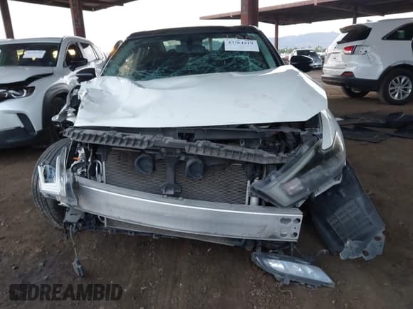 ✅ 2017 Nissan Maxima S • VIN: 1N4AA6AP4HC393906 • Lot: 43764219. Wystawiony na IAAI z przebiegiem 158 247 mil. Bezpłatny archiwum sprzedaży aukcyjnych z USA i szczegółowy raport historii pojazdu na DreamBid. Zdjęcie 13.