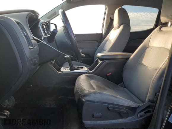 ✅ 2015 Chevrolet Colorado 2WD LT • VIN: 1GCGSBEAXF1245929 • Лот: 82724305. Опубликован ранее на Copart с пробегом 236 741 миль. Бесплатный доступ к архиву аукционных продаж из США и подробный отчёт об истории автомобиля на DreamBid. Изображение 7.