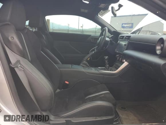 ✅ 2024 Toyota 86 Premium • VIN: JF1ZNBE10R9760496 • Lot: 66363925. Wystawiony na Copart z przebiegiem 13 044 mil. Bezpłatny archiwum sprzedaży aukcyjnych z USA i szczegółowy raport historii pojazdu na DreamBid. Zdjęcie 7.