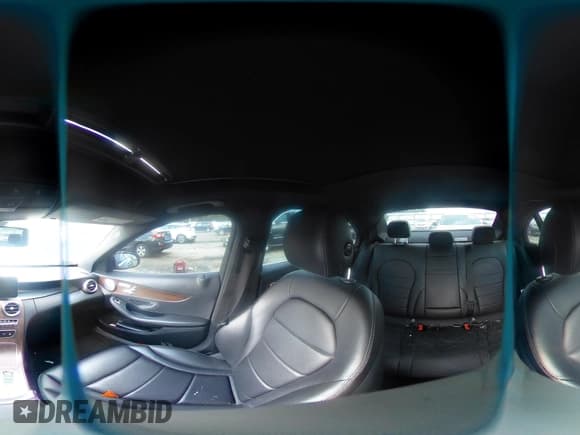 ✅ 2020 Mercedes-Benz C 300 • VIN: WDDWF8DB8LR549146 • Lot: 43128857. Wystawiony na IAAI z przebiegiem 55 000 mil. Bezpłatny archiwum sprzedaży aukcyjnych z USA i szczegółowy raport historii pojazdu na DreamBid. Zdjęcie 18.