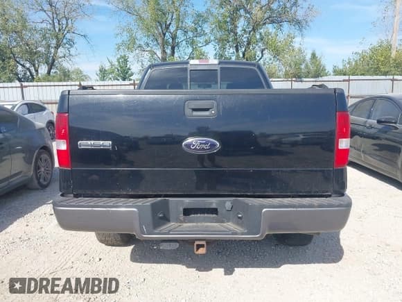 ✅ 2008 Ford F-150 XLT • VIN: 1FTPW14598FA70937 • Lot: 43355101. Listed on IAAI with 150,000 mi. Free auction sales archive from the USA and detailed vehicle history report at DreamBid. Image 16.