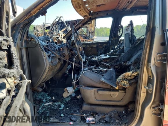 ✅ 2021 Ram 2500 Tradesman • VIN: 3C6UR5CJXMG692835 • Lot: 71688225. Wystawiony na Copart z przebiegiem Nie podano. Bezpłatny archiwum sprzedaży aukcyjnych z USA i szczegółowy raport historii pojazdu na DreamBid. Zdjęcie 7.