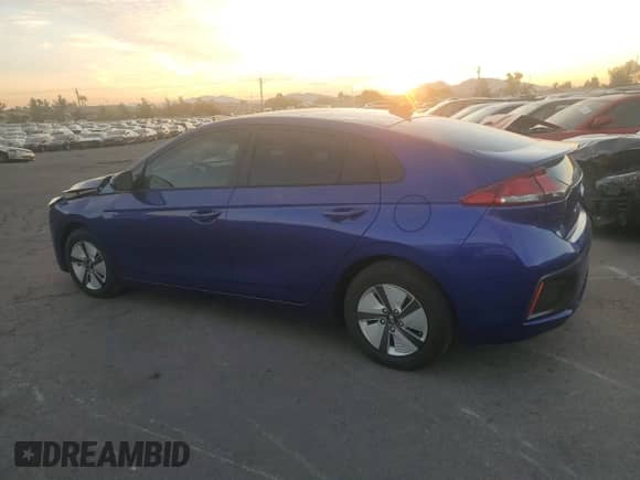 2022 Hyundai Ioniq Blue с VIN KMHC65LC1NU268811, выставлен на аукционе Copart как лот 73681794 с пробегом 48 767 миль миль и Списание • Salvage title. История ставок и продаж доступна на DreamBid. Изображение 2.