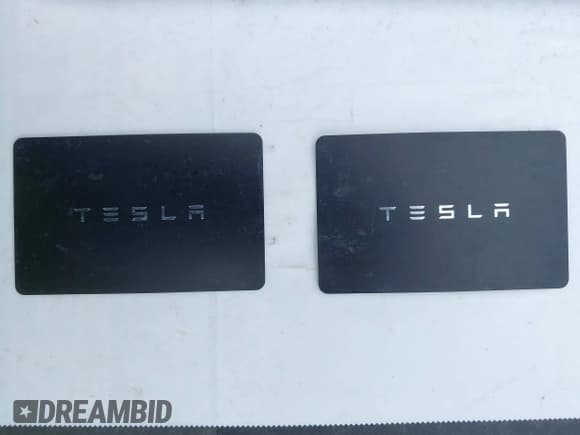 ✅ 2021 Tesla Model 3 Performance • VIN: 5YJ3E1EC2MF096681 • Lot: 42068782. Wystawiony na IAAI z przebiegiem 34 852 mil. Bezpłatny archiwum sprzedaży aukcyjnych z USA i szczegółowy raport historii pojazdu na DreamBid. Zdjęcie 11.