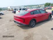 ✅ 2025 Kia K4 LXS • VIN: 3KPFT4DE0SE142230 • Lot: 42928956. Wystawiony na IAAI z przebiegiem 1 873 mil. Bezpłatny archiwum sprzedaży aukcyjnych z USA i szczegółowy raport historii pojazdu na DreamBid. Zdjęcie 4.