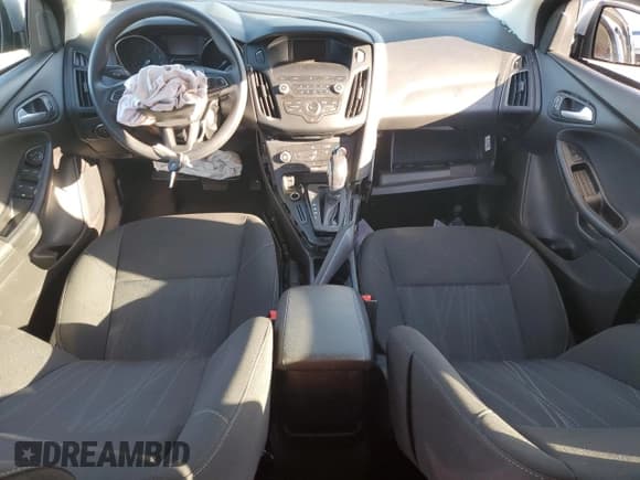 ✅ 2018 Ford Focus SE • VIN: 1FADP3K28JL256633 • Лот: 86652695. Опубликован ранее на Copart с пробегом 78 834 миль. Бесплатный доступ к архиву аукционных продаж из США и подробный отчёт об истории автомобиля на DreamBid. Изображение 8.