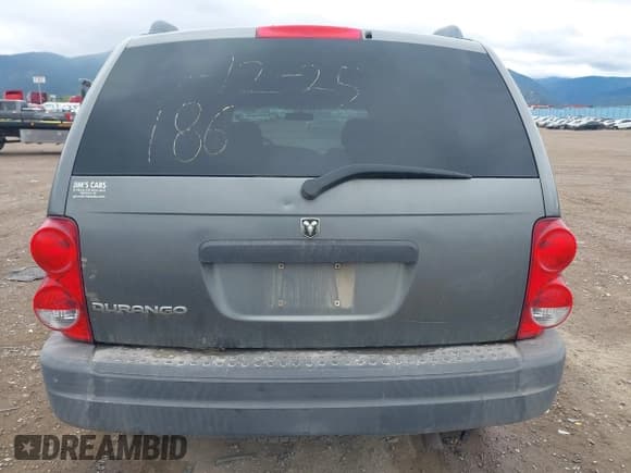 ✅ 2005 Dodge Durango SXT • VIN: 1D4HB38N55F575894 • Лот: 42257542. Опубликован ранее на IAAI с пробегом 260 069 миль. Бесплатный доступ к архиву аукционных продаж из США и подробный отчёт об истории автомобиля на DreamBid. Изображение 16.