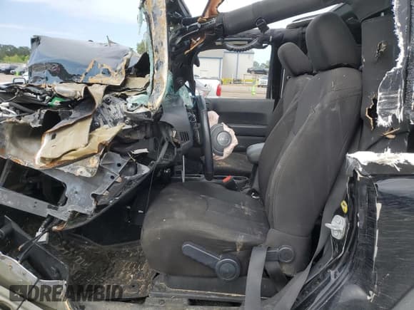 ✅ 2017 Jeep Wrangler Willys Wheeler • VIN: 1C4AJWAG9HL586630 • Lot: 56687105. Listed on Copart with Not provided. Free auction sales archive from the USA and detailed vehicle history report at DreamBid. Image 7.