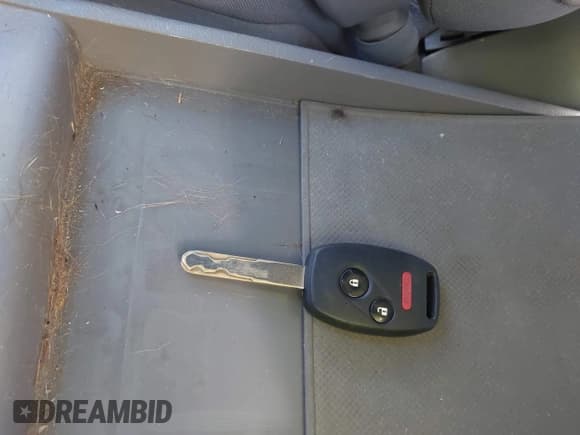 ✅ 2010 Honda CR-V LX • VIN: 5J6RE3H38AL007393 • Лот: 43617754. Опубликован ранее на IAAI с пробегом 155 454 миль. Бесплатный доступ к архиву аукционных продаж из США и подробный отчёт об истории автомобиля на DreamBid. Изображение 11.