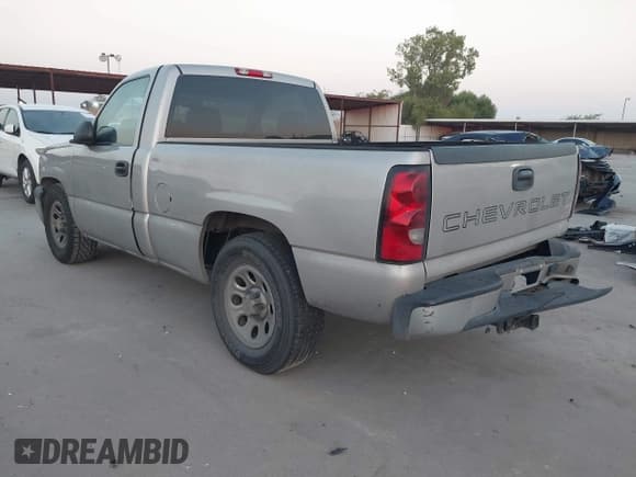 ✅ 2006 Chevrolet Silverado 1500 Work Truck • VIN: 3GCEC14V36G257716 • Лот: 43299342. Опубликован ранее на IAAI с пробегом 187 880 миль. Бесплатный доступ к архиву аукционных продаж из США и подробный отчёт об истории автомобиля на DreamBid. Изображение 3.