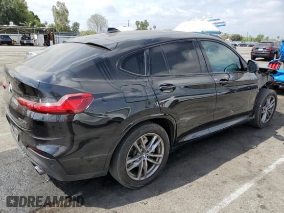 ✅ 2020 BMW X4 xDrive30i • VIN: 5UX2V1C0XL9B93562 • Lot: 56180595. Listed on Copart with 71,667 mi. Free auction sales archive from the USA and detailed vehicle history report at DreamBid. Image 3.
