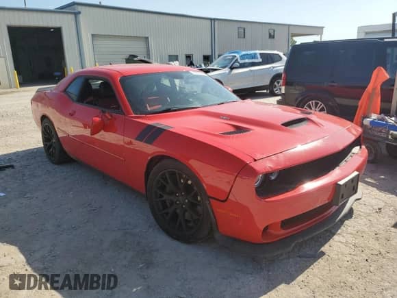 ✅ 2015 Dodge Challenger SRT Hellcat • VIN: 2C3CDZC97FH909412 • Lot: 63335285. Listed on Copart with Not provided. Free auction sales archive from the USA and detailed vehicle history report at DreamBid. Image 4.