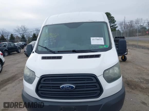 ✅ 2016 Ford Transit Cargo • VIN: 1FTYR2CM6GKA12848 • Lot: 41738033. Listed on IAAI with 164,129 mi. Free auction sales archive from the USA and detailed vehicle history report at DreamBid. Image 12.