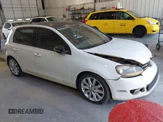 ✅ 2011 Volkswagen Golf TDI • VIN: WVWDM7AJ4BW157813 • Lot: 42484508. Wystawiony na IAAI z przebiegiem 59 772 mil. Bezpłatny archiwum sprzedaży aukcyjnych z USA i szczegółowy raport historii pojazdu na DreamBid. Zdjęcie 1.