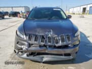 ✅ 2015 Jeep Cherokee Latitude • VIN: 1C4PJLCS5FW516841 • Lot: 84189215. Listed on Copart with 164,493 mi. Free auction sales archive from the USA and detailed vehicle history report at DreamBid. Image 5.