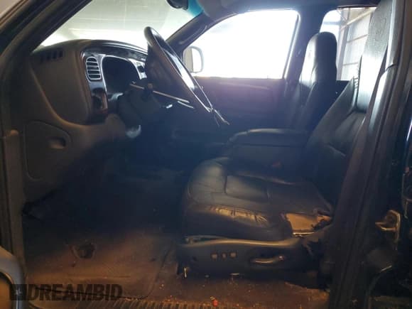 ✅ 2000 Dodge Durango • VIN: 1B4HS28NXYF228778 • Lot: 66324355. Wystawiony na Copart z przebiegiem Nie podano. Bezpłatny archiwum sprzedaży aukcyjnych z USA i szczegółowy raport historii pojazdu na DreamBid. Zdjęcie 7.