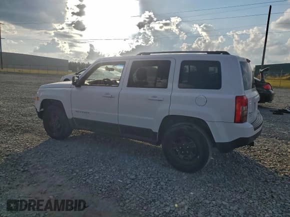 ✅ 2013 Jeep Patriot Sport • VIN: 1C4NJRBB8DD203366 • Лот: 94326355. Опубликован ранее на Copart с пробегом 192 039 миль. Бесплатный доступ к архиву аукционных продаж из США и подробный отчёт об истории автомобиля на DreamBid. Изображение 2.