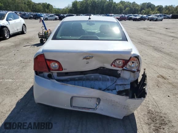 ✅ 2009 Chevrolet Malibu 1LS • VIN: 1G1ZG57B994168970 • Lot: 74107274. Listed on Copart with 158,253 mi. Free auction sales archive from the USA and detailed vehicle history report at DreamBid. Image 6.