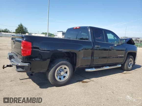 ✅ 2018 Chevrolet Silverado 1500 LS • VIN: 1GCRCNEC8JZ332117 • Лот: 63100165. Опубликован ранее на Copart с пробегом 135 206 миль. Бесплатный доступ к архиву аукционных продаж из США и подробный отчёт об истории автомобиля на DreamBid. Изображение 3.