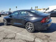 ✅ 2020 Volvo S60 Momentum • VIN: 7JR102FKXLG042584 • Лот: 90927665. Опубликован ранее на Copart с пробегом 14 986 миль. Бесплатный доступ к архиву аукционных продаж из США и подробный отчёт об истории автомобиля на DreamBid. Изображение 2.