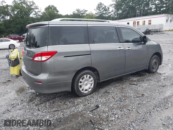 ✅ 2015 Nissan Quest SL • VIN: JN8AE2KP0F9126881 • Lot: 42921627. Wystawiony na IAAI z przebiegiem 104 703 mil. Bezpłatny archiwum sprzedaży aukcyjnych z USA i szczegółowy raport historii pojazdu na DreamBid. Zdjęcie 4.
