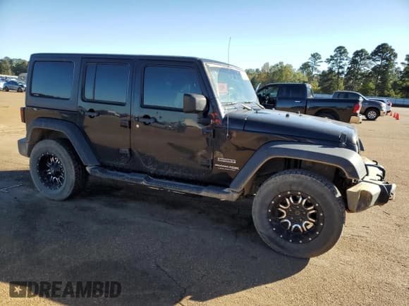 ✅ 2018 Jeep Wrangler Unlimited Sport S • VIN: 1C4HJWDG0JL899680 • Lot: 80740524. Listed on Copart with 160,628 mi. Free auction sales archive from the USA and detailed vehicle history report at DreamBid. Image 4.