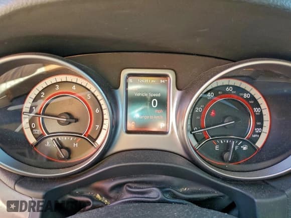 ✅ 2017 Dodge Journey Crossroad Plus • VIN: 3C4PDCGG5HT575541 • Lot: 94294745. Listed on Copart with 126,351 mi. Free auction sales archive from the USA and detailed vehicle history report at DreamBid. Image 9.