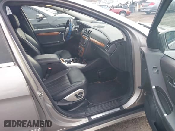 ✅ 2008 Mercedes-Benz R 3.5L • VIN: 4JGCB65E18A072826 • Lot: 41866229. Listed on IAAI with 95,210 mi. Free auction sales archive from the USA and detailed vehicle history report at DreamBid. Image 5.