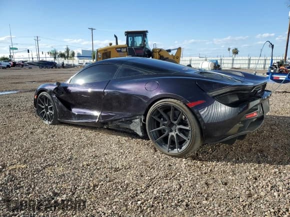 ✅ 2018 McLaren 720S • VIN: SBM14DCA5JW002322 • Lot: 68533695. Listed on Copart with 41,164 mi. Free auction sales archive from the USA and detailed vehicle history report at DreamBid. Image 2.