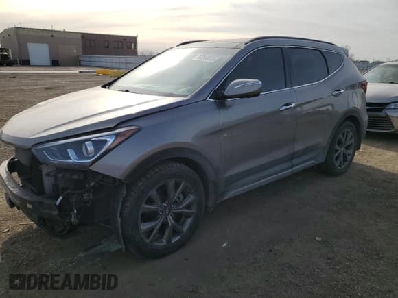 ✅ 2018 Hyundai Santa Fe Ultimate • VIN: 5XYZWDLA2JG505521 • Lot: 36359633. Listed on Copart with 46,847 mi. Free auction sales archive from the USA and detailed vehicle history report at DreamBid. Image 1.