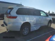 ✅ 2017 Toyota Sienna XLE Premium • VIN: 5TDYZ3DC1HS813967 • Lot: 86182145. Listed on Copart with 32,678 mi. Free auction sales archive from the USA and detailed vehicle history report at DreamBid. Image 3.