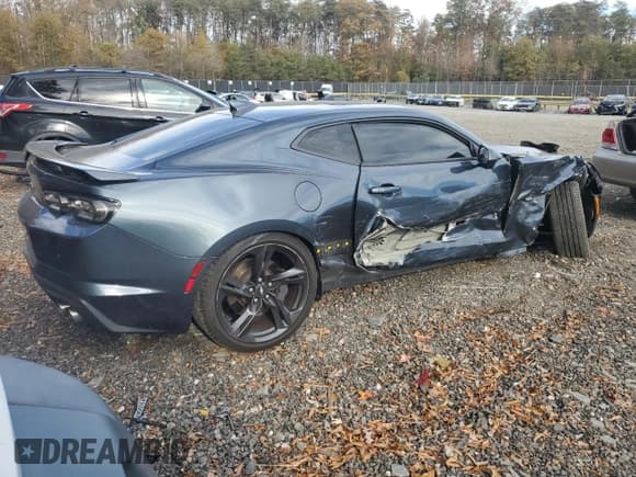 ✅ 2019 Chevrolet Camaro 2SS • VIN: 1G1FH1R79K0141394 • Lot: 91560405. Wystawiony na Copart z przebiegiem 69 259 mil. Bezpłatny archiwum sprzedaży aukcyjnych z USA i szczegółowy raport historii pojazdu na DreamBid. Zdjęcie 3.