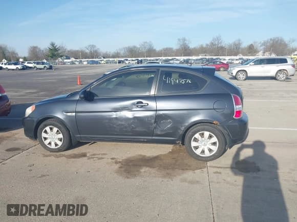 ✅ 2007 Hyundai Accent GS • VIN: KMHCM36C27U052054 • Лот: 41947576. Опубликован ранее на IAAI с пробегом 89 053 миль. Бесплатный доступ к архиву аукционных продаж из США и подробный отчёт об истории автомобиля на DreamBid. Изображение 14.