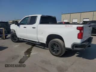 ✅ 2019 Chevrolet Silverado 1500 Custom Trail Boss • VIN: 1GCRYCEF3KZ325318 • Lot: 67884664. Wystawiony na Copart z przebiegiem 29 371 mil. Bezpłatny archiwum sprzedaży aukcyjnych z USA i szczegółowy raport historii pojazdu na DreamBid. Zdjęcie 2.