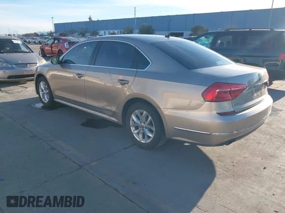 ✅ 2016 Volkswagen Passat S • VIN: 1VWAT7A36GC051988 • Lot: 43859709. Listed on IAAI with 158,722 mi. Free auction sales archive from the USA and detailed vehicle history report at DreamBid. Image 3.